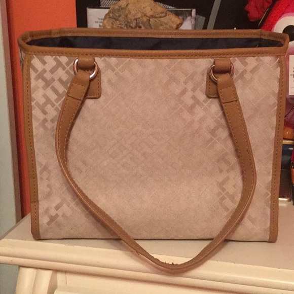 Purse - Picture 2 of 5
